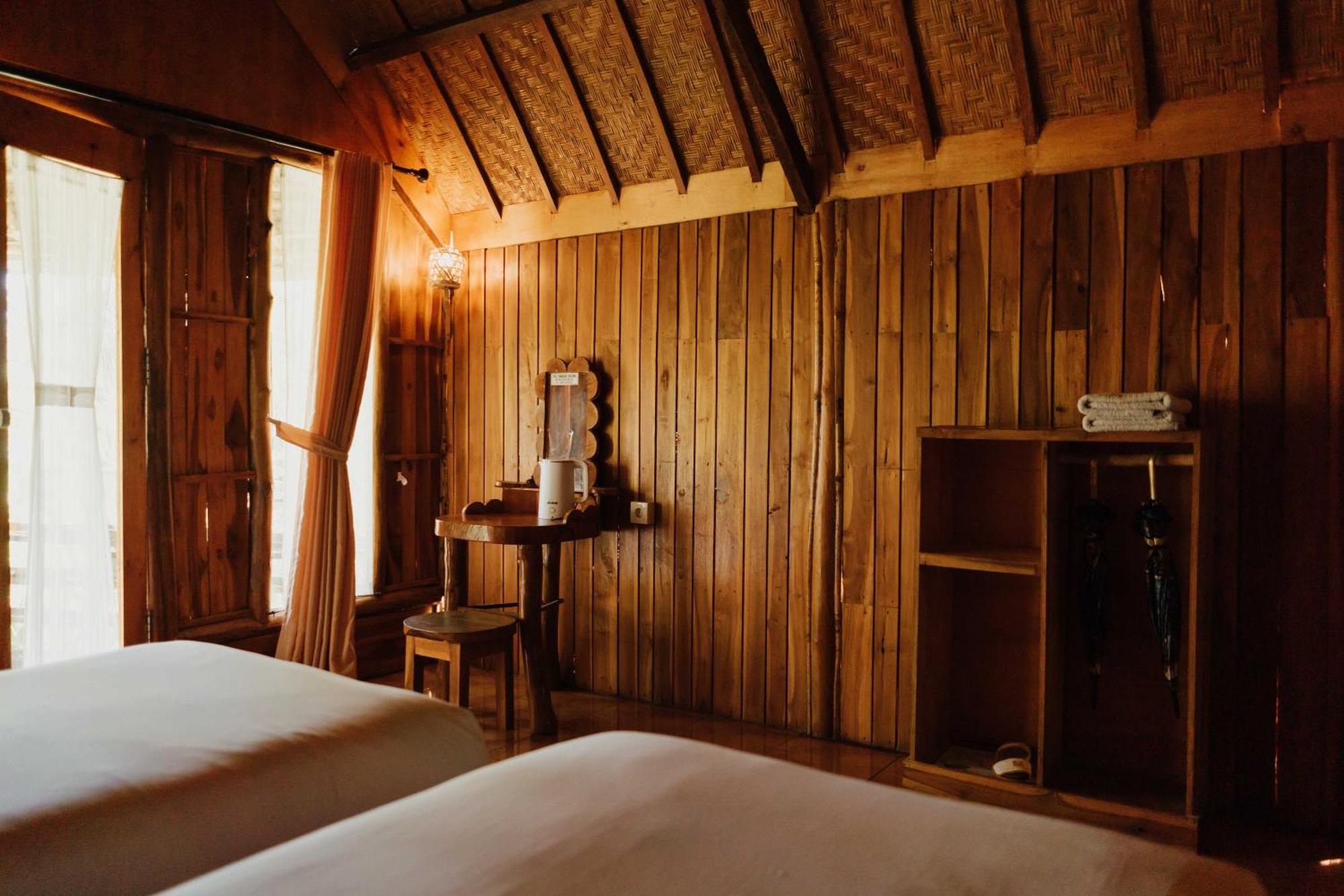The Tamban Jukung Hotel Batumadeg Kültér fotó